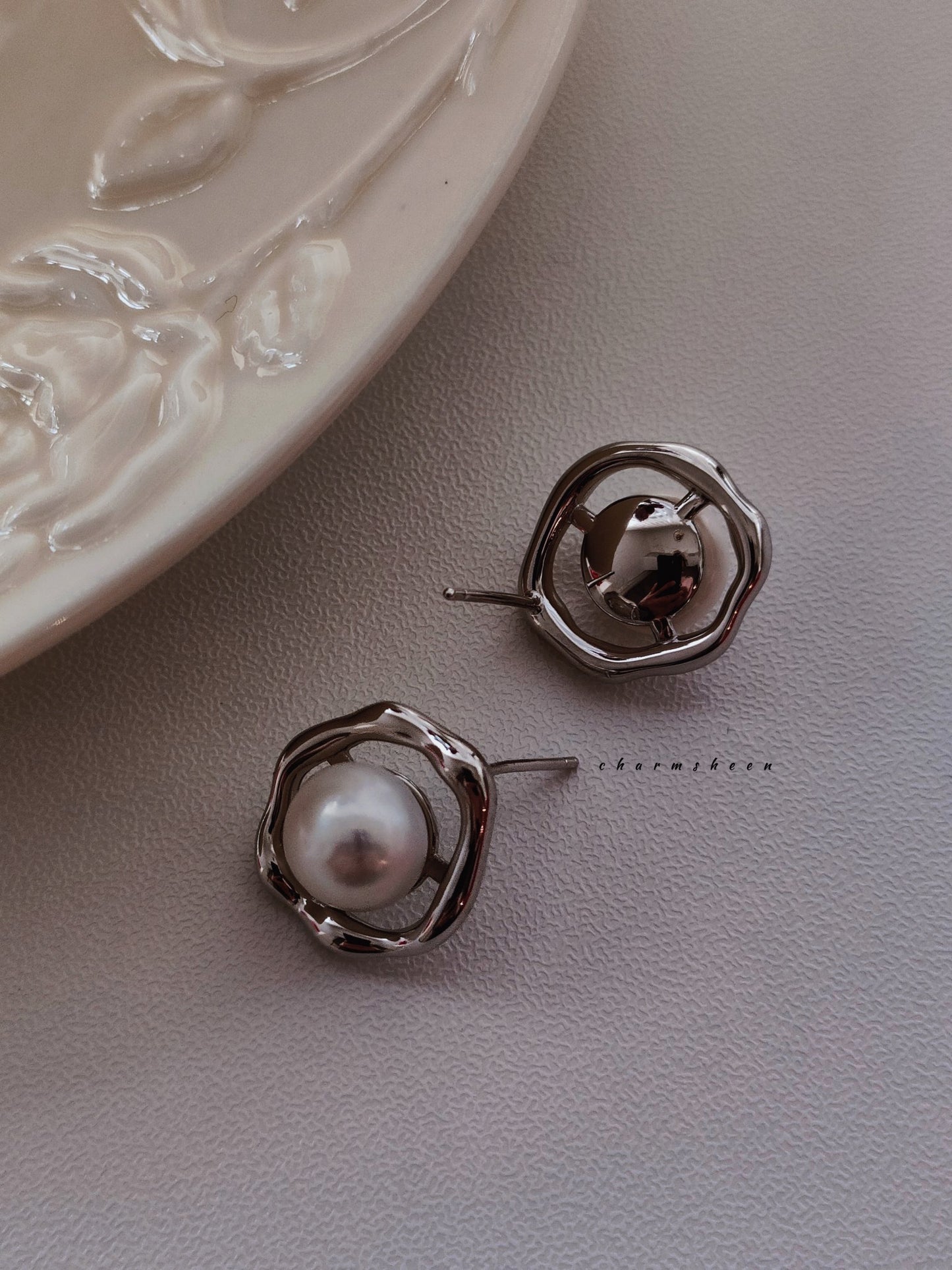 [Peaceful] Freshwater Pear Sterling Silver Earrings