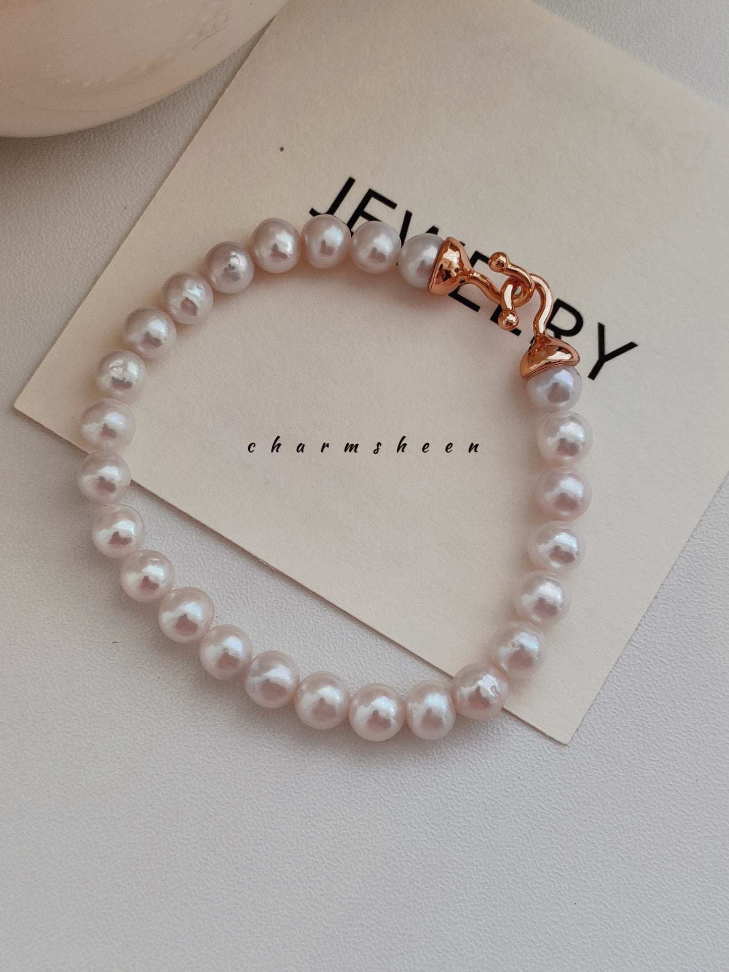 [Aphrodite] Freshwater Pearl Bracelet